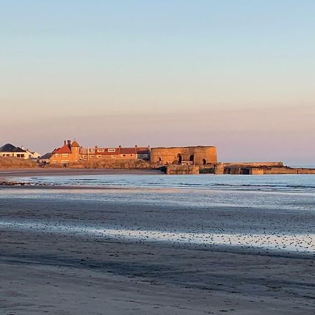 Church View / The Craster Arms In Beadnell Lejlighed Eksteriør billede